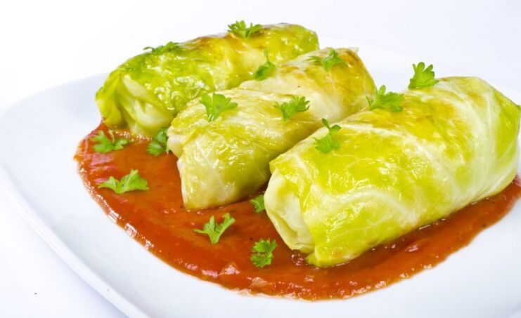 With gout, a hearty dish will be pike-perch rolls with cottage cheese on Chinese cabbage. 